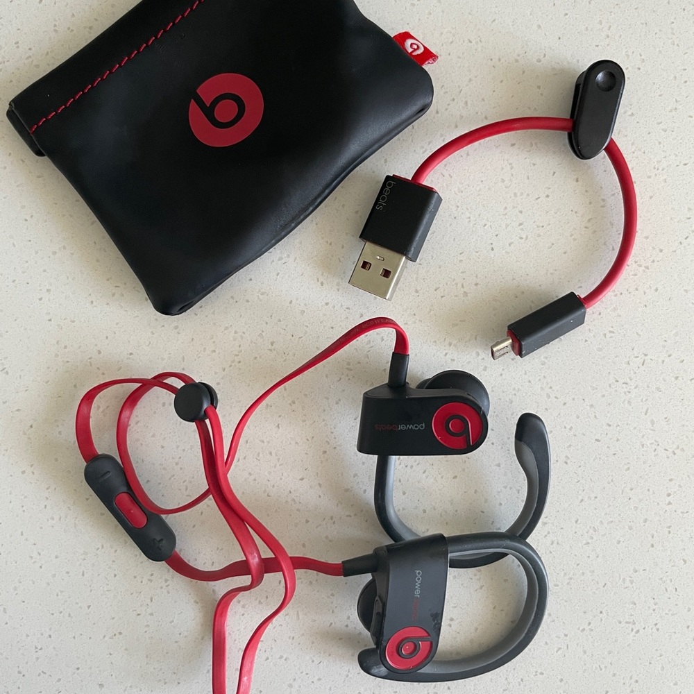 COPY - Beats Wireless Bluetooth Earbuds - Red & Black - Case & Charger included